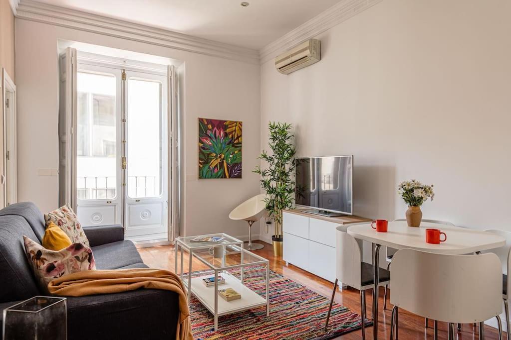 Bright Apartment In Gran Via With Balconies Inf2Iz3 Madri Exterior foto